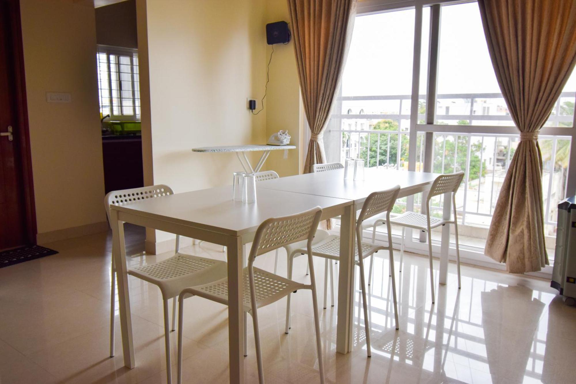 Staymazing-1,2 & 3 Bhk Ac Apartments In Hebbal-5Mins To Manyata-30Mins To Airport Bangalore Exterior foto